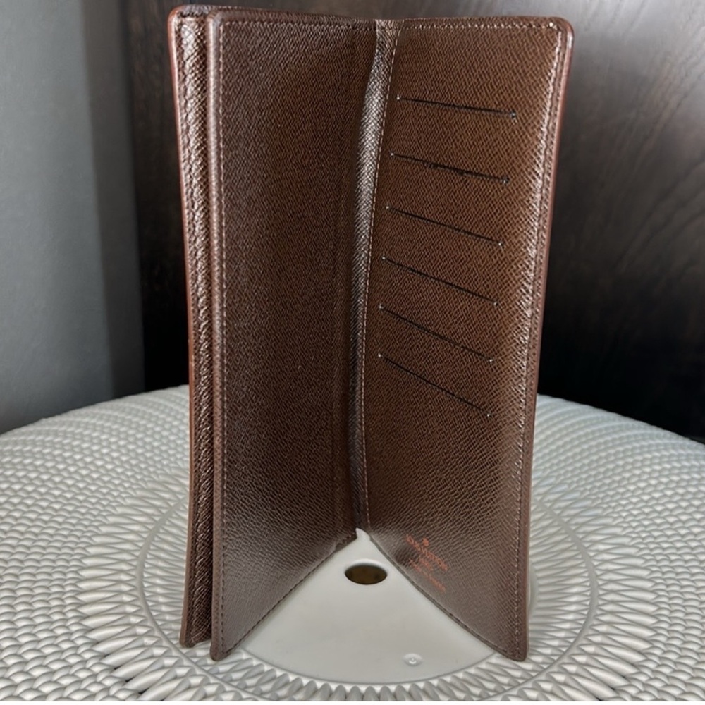 Louis Vuitton Brown Damier Wallet - Picture 5 of 8